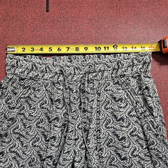 Anthropologie Linen Joggers Palm Leaf Pattern Black Ivory Drawstring Womens M - Picture 13 of 15